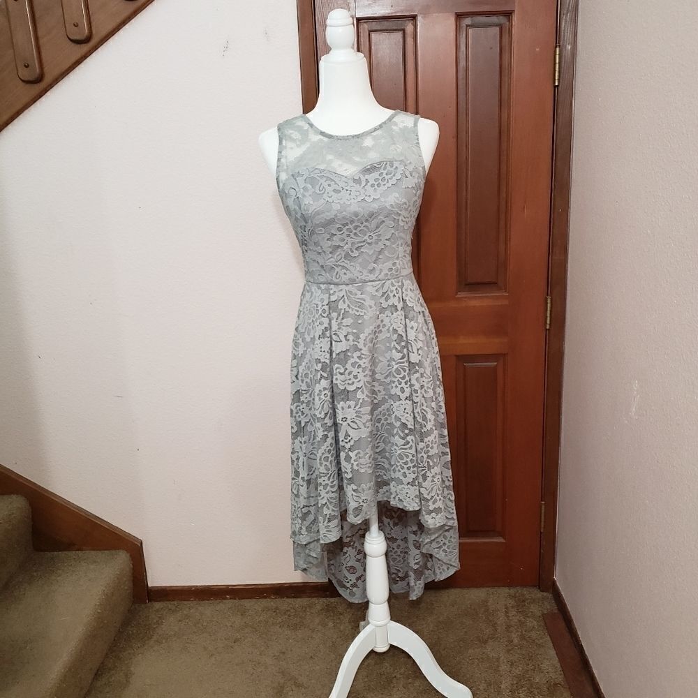 *Lined lace high/low dress, by Muadress gre…